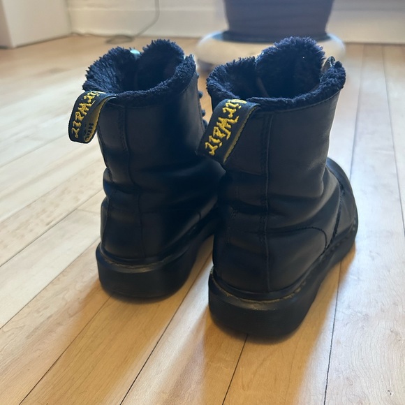 Dr. Martens 1460 Serena Women’s Faux Fur Lined Black Leather Boots - Picture 4 of 6